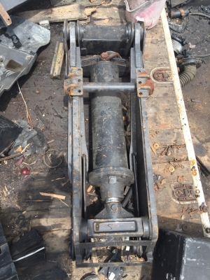 ขายกระบอกดั้ม19500 บาทโทร0643130366ดั้ม6ตัน