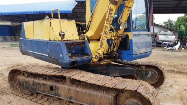 KOMATSU PC120-3 เครื่องปั้มดี เอวแน่น ช่วงล่างเต็ม เจ้าของขายเอง
