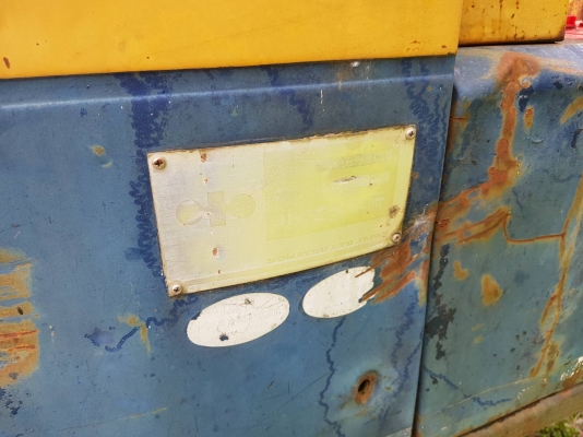 KOMATSU PC 60-5 รถบอดี้สวยเดิมๆ ภายในเก๋งคอนโทรลใช้งานง่าย เครื่องยนต์ทำงานไม่โหลด เอวแน่น เอกสารสัญญาซื้อขาย ราคาต่อรองได้ครับ