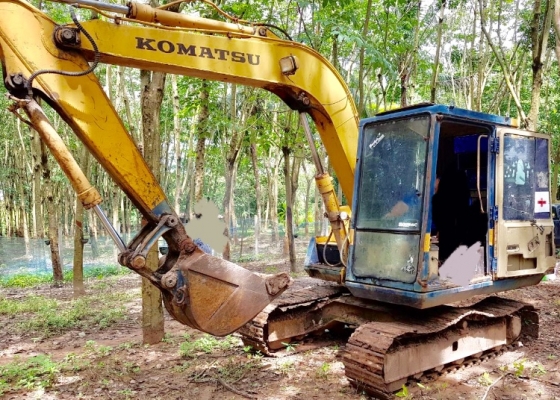 KOMATSU PC 60-5 รถบอดี้สวยเดิมๆ ภายในเก๋งคอนโทรลใช้งานง่าย เครื่องยนต์ทำงานไม่โหลด เอวแน่น เอกสารสัญญาซื้อขาย ราคาต่อรองได้ครับ
