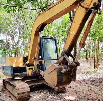 KOMATSU PC 60-5 รถบอดี้สวยเดิมๆ ภายในเก๋งคอนโทรลใช้งานง่าย เครื่องยนต์ทำงานไม่โหลด เอวแน่น เอกสารสัญญาซื้อขาย ราคาต่อรองได้ครับ
