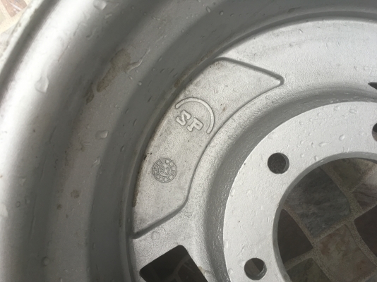 เศษล้อ ออฟลึก ขอบ15กว้าง8.5นิ้ว หนาๆ ออฟเซต-34. 1วง เผื่อมีคนหาอยู่ครับ ส่งได้ทั่วไทยครับ เศษล้อ ออฟลึก ขอบ15กว้าง8.5นิ้ว หนาๆ ออฟเซต-34. 1วง เผื่อมีคนหาอยู่ครับ ส่งได้ทั่วไทยครับ