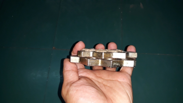 ขายสนับมืองานเก่า