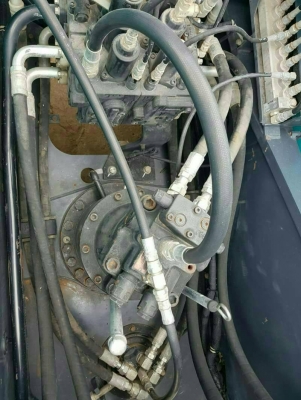 ขายรถแบคโฮ KOBELCO SK200-8 YN12 SUPERXM ไมล์ 5900 ชม.ราคา 2450000 มี 2 คัน