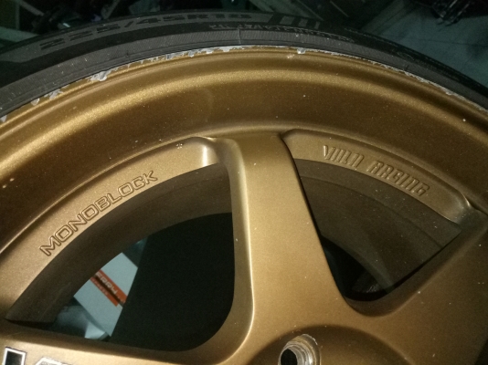 ล้อTE37 ขอบ18 กว้าง9.5 ออฟ32   ทั้งชุด ไม่คดดุ้งมีรอยตามการใช้งาน. สวยๆ