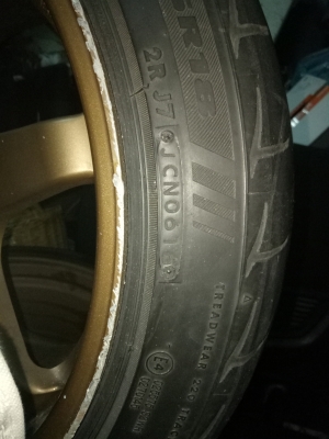 ล้อTE37 ขอบ18 กว้าง9.5 ออฟ32   ทั้งชุด ไม่คดดุ้งมีรอยตามการใช้งาน. สวยๆ