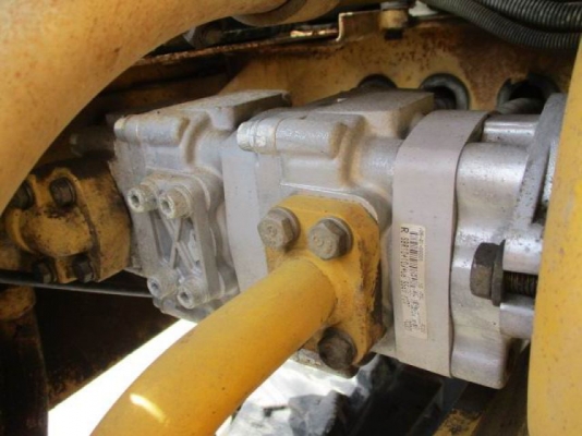 ขายรถแบคโคยอดนิยมKomatsu โคมัสสุ pc20-6 มีเก๋งสวยเดิมๆจากญี่ปุ่น 0898374018