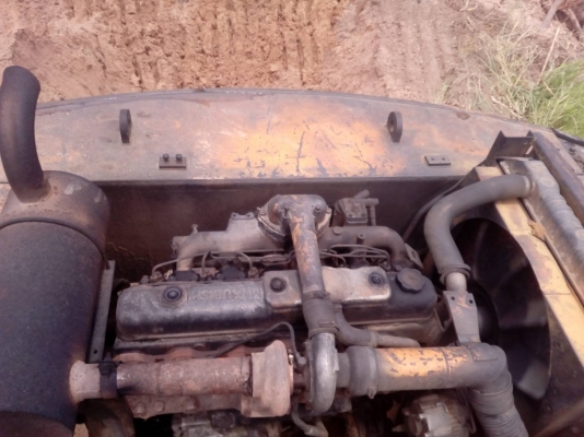 KOBELCO MARK 2 SK-200 ตัวเดินใหญ่ รถใช้งานทุกวัน ทำงานเร็วดี เครื่องเดิมปั๊มเดิม ช่วงล่างแน่นดี พร้อมใช้งาน เอกสารสัญญาซื้อขาย ราคาต่อรองได้ครับ