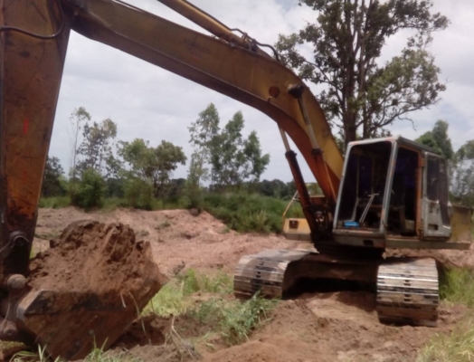 KOBELCO MARK 2 SK-200 ตัวเดินใหญ่ รถใช้งานทุกวัน ทำงานเร็วดี เครื่องเดิมปั๊มเดิม ช่วงล่างแน่นดี พร้อมใช้งาน เอกสารสัญญาซื้อขาย ราคาต่อรองได้ครับ