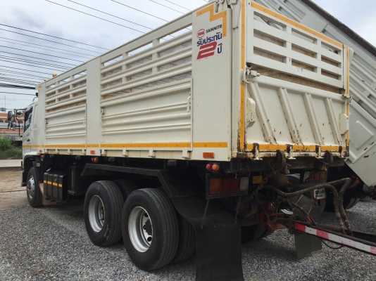 380ปี58 สภาพสวยกริบ(รถยังไม่ได้ล้าง)ดั๊มพ์สามมิตรแท้