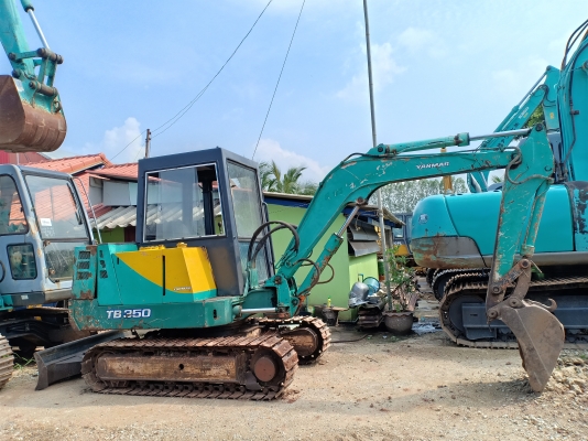 ขายจ้า  KUBOTA TB350  รถบ้านฝากขาย  สภาพดี  พร้อมใช้ โทร 089-3818694 จ๊อย