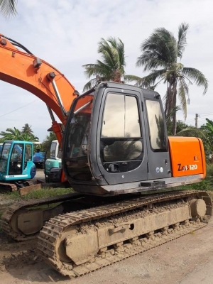 รถบ้านฝากขาย  HITACHI EX120-5 เก่าใน สภาพสวย เครื่องปั๊มดี  พร้อมใช้ โทร 089-3818694 จ๊อย