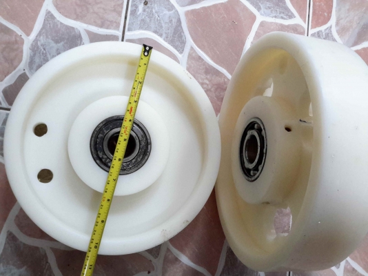 ขายวงล้อชุปเปอร์ลีนใหญ่หนา ขายวงละ 450 บาท