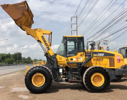 ขายรถตักล้อยาง KOMATSU WA380-7 ปี 2014 รถนอกนำเข้าเองจากญี่ปุ่น สภาพสวยพร้อมใช้ มีVDOการทำงานครับ ขายรถตักล้อยาง KOMATSU WA380-7 ปี 2014 รถนอกนำเข้าเองจากญี่ปุ่น สภาพสวยพร้อมใช้ มีVDOการทำงานครับ
