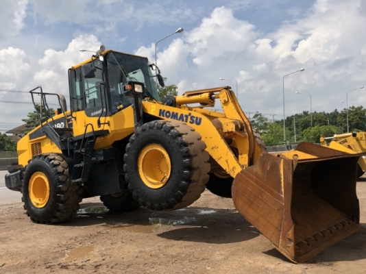 ขายรถตักล้อยาง KOMATSU WA380-7 ปี 2014 รถนอกนำเข้าเองจากญี่ปุ่น สภาพสวยพร้อมใช้ มีVDOการทำงานครับ ขายรถตักล้อยาง KOMATSU WA380-7 ปี 2014 รถนอกนำเข้าเองจากญี่ปุ่น สภาพสวยพร้อมใช้ มีVDOการทำงานครับ