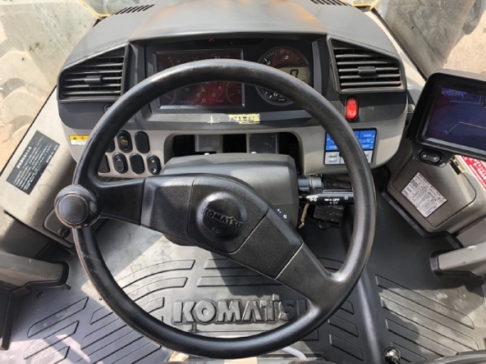 ขายรถตักล้อยาง KOMATSU WA380-7 ปี 2014 รถนอกนำเข้าเองจากญี่ปุ่น สภาพสวยพร้อมใช้ มีVDOการทำงานครับ ขายรถตักล้อยาง KOMATSU WA380-7 ปี 2014 รถนอกนำเข้าเองจากญี่ปุ่น สภาพสวยพร้อมใช้ มีVDOการทำงานครับ