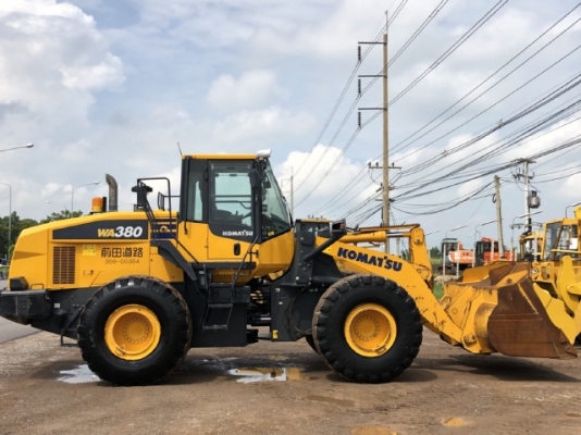 ขายรถตักล้อยาง KOMATSU WA380-7 ปี 2014 รถนอกนำเข้าเองจากญี่ปุ่น สภาพสวยพร้อมใช้ มีVDOการทำงานครับ ขายรถตักล้อยาง KOMATSU WA380-7 ปี 2014 รถนอกนำเข้าเองจากญี่ปุ่น สภาพสวยพร้อมใช้ มีVDOการทำงานครับ