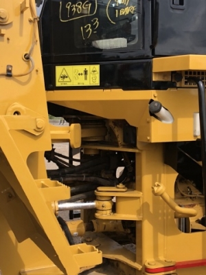 ขายรถตักล้อยาง CAT 938G (4,XXX ชั่วโมง) รถนอกนำเข้าเองจากญี่ปุ่น สภาพสวยพร้อมใช้งาน มีVDOการทำงานครับ ขายรถตักล้อยาง CAT 938G (4,XXX ชั่วโมง) รถนอกนำเข้าเองจากญี่ปุ่น สภาพสวยพร้อมใช้งาน มีVDOการทำงานครับ