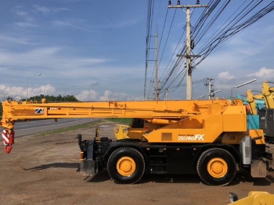 ขายรถเครน TADANO TR250M-5 (ขนาด 25 ตัน) ปี 1993 รถนอกนำเข้าครับ ไม่เคยใช้งานในไทย มีVDOการทำงาน