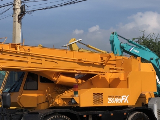 ขายรถเครน TADANO TR250M-5 (ขนาด 25 ตัน) ปี 1993 รถนอกนำเข้าครับ ไม่เคยใช้งานในไทย มีVDOการทำงาน