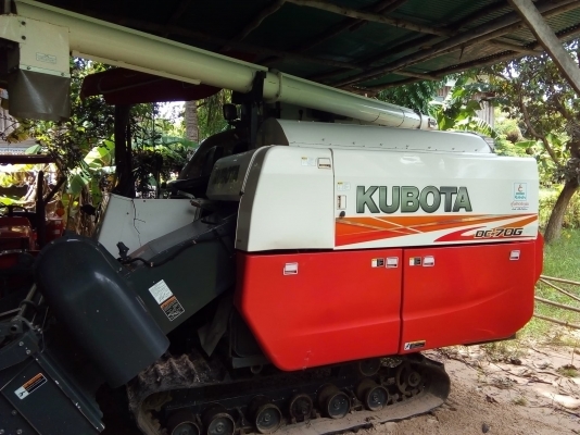 ขายรถเกี่ยว DC70G ปลายปี57