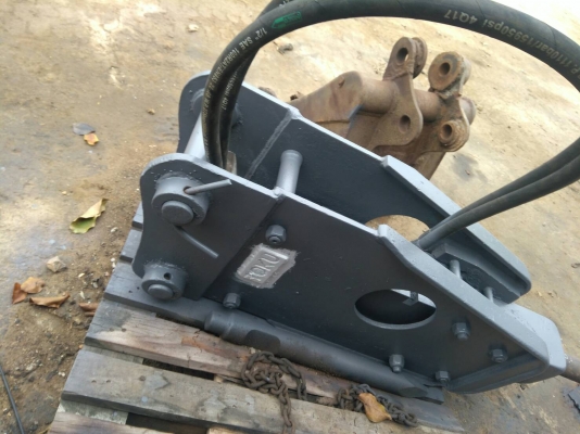 หัวกระแทก TOKU ใส่ PC30-50 ของเก่านอกนำเข้า ยังไม่เคยใช้งานในไทย สภาพดี แรงแน่นอน พร้อมใช้งาน