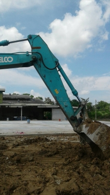 รถแมคโค  SK. 200. YN. 11