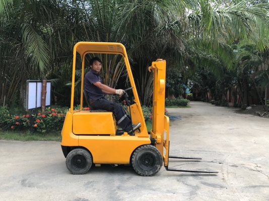 ขายFORKLIFT TOTOTA รุ่นFGL7(700kg)(เบนซิล) สวยเดิมจากญี่ปุ่น ยังไม่เคยใช้ในไทย 58,000เท่านั้น!!