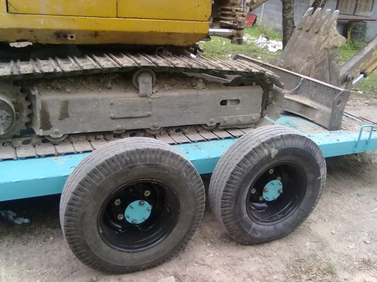 ขายรถแบคโฮพร้อมเทเลอร์แยกกันก็ขายครับ พร้อมใช้สุดสุด