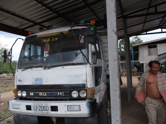 ขายด่วนรถสิบล้อ2เพลาดรั้มหลงTDเครือง195แรงม้า