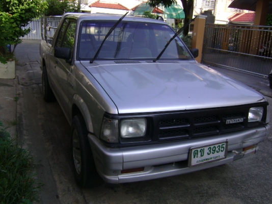 ขาย MAZDA b2500 เครื่อง อีซุซุฝาดำ พาวเวอร์โรงงานแท้ฯ  1996  สีเทา เกียร์ธรรมดา