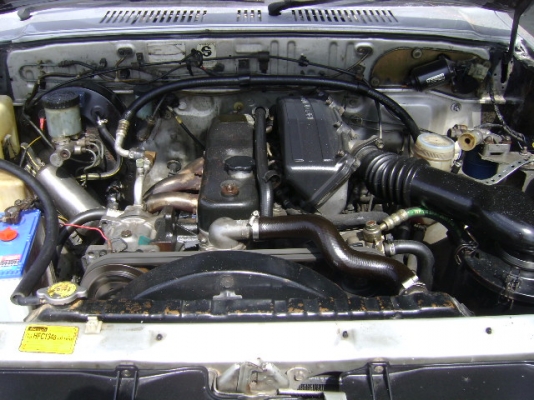 ขาย MAZDA b2500 เครื่อง อีซุซุฝาดำ พาวเวอร์โรงงานแท้ฯ  1996  สีเทา เกียร์ธรรมดา