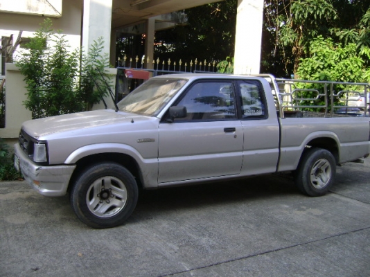 ขาย MAZDA b2500 เครื่อง อีซุซุฝาดำ พาวเวอร์โรงงานแท้ฯ  1996  สีเทา เกียร์ธรรมดา