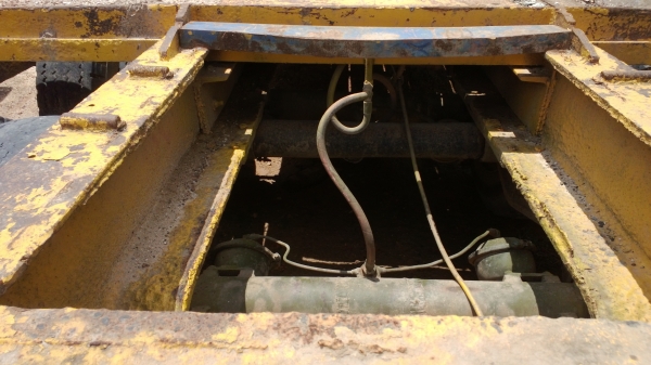 (ลดราคาให้สุดๆ)ขาย..หางโรเบททุกแบคโฮ 2คาน ยาง8เส้นหางเตี้ย ทะลุ (ราคาคุยได้)