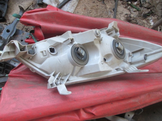 ขาย เสื้อไฟหน้า TOYOTA - FORTURNER ด้านซ้าย LH