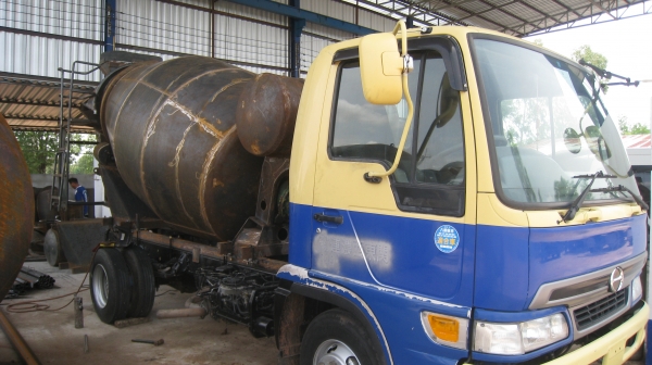 ขายรถโม่ปูน 4 คิว