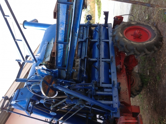 ขายรถนวดข้าว ข้าวโพด