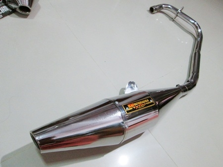 ท่อkeeway rkv 200 ทรงหัวปลี (ปิดการขาย ขายแล้วจ๊ะ)