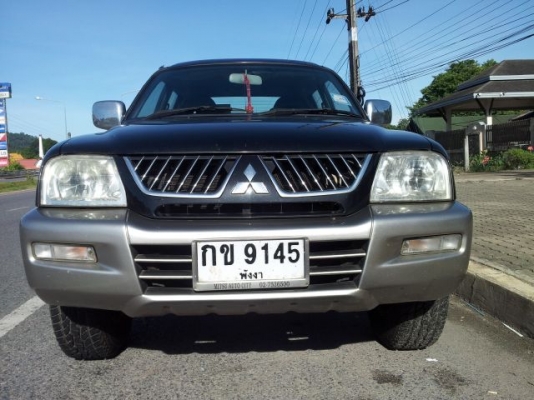 mitsubishi  4 ประตู  เกียร์ธรรมดา