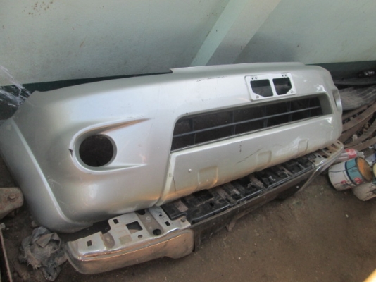 ขาย กันชนหน้า TOYOTA FORTURNER ปี 2007