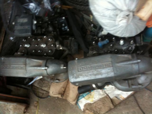 ขายเครื่องเรือเจ็ทสกีคาวาซากิ 550 เอาไว้ทำอะไหล่ครับ มี 2 ตัว ตัวละ 15,000 บาท