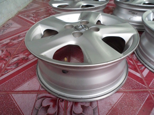 แม็กvios,เดิมๆสวยๆ(ไม่คด,ไม่ดุ่ง+น๊อตล้อเดิม(ทั้งset/3,500 บ.)