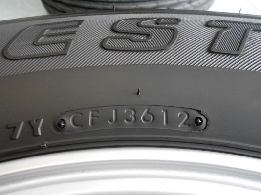 ขายล้อแม็ก Toyota Fortuner ขอบ 17 พร้อมยางป้ายแดงปี 12/เทิร์นได้-ใส่ฟรีค่ะ ขายล้อแม็ก Toyota Fortuner ขอบ 17 พร้อมยางป้ายแดงปี 12/เทิร์นได้-ใส่ฟรีค่ะ