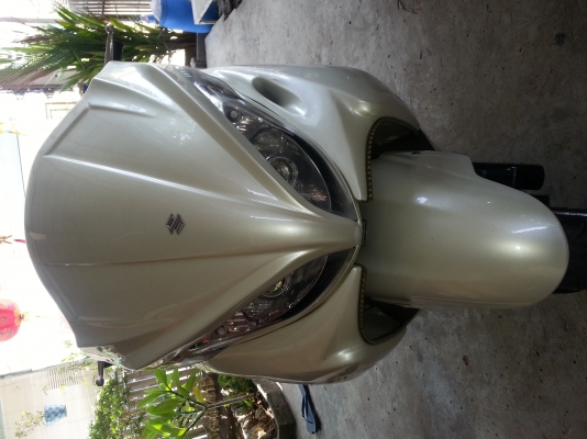 ขาย Suzuki Skywave K8-250cc type-M สีขาวใหม่ รถสวย แต่งมาพร้อม