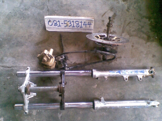 ชุดโช้คหน้า VR สภาพดี - นัดเชียงใหม่ ชุดโช้คหน้า VR สภาพดี - นัดเชียงใหม่