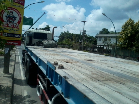 ขายด่วน Isuzu Deca Euro2 ปี49 (320 hp.) พร้อมหาง 12 ม.แบบ 3 เพลาของ รุ่งเจริญดีดล้อหน้าแบบถุงลม ยางเรเดียล ทั้งหัว-หาง ติดต่อ กร.082-2066244, 088-1123314