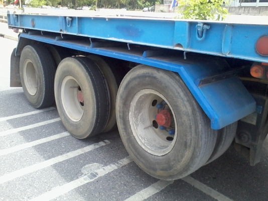 ขายด่วน Isuzu Deca Euro2 ปี49 (320 hp.) พร้อมหาง 12 ม.แบบ 3 เพลาของ รุ่งเจริญดีดล้อหน้าแบบถุงลม ยางเรเดียล ทั้งหัว-หาง ติดต่อ กร.082-2066244, 088-1123314