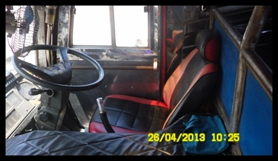 ขายดาวน์!รถบัสพัดลมราคาถูก 250000 บาท  สด 400000  บาท