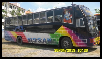 ขายดาวน์!รถบัสพัดลมราคาถูก 250000 บาท  สด 400000  บาท