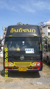 ขายดาวน์!รถบัสพัดลมราคาถูก 250000 บาท  สด 400000  บาท